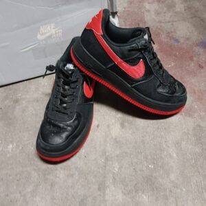 Nike Air Force 1 Low Canvas & Leather Black-Red W8½/M7